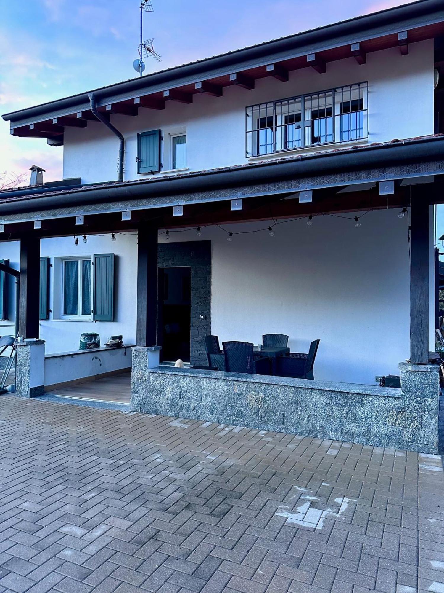 Vacabruz Apartment Besano Ngoại thất bức ảnh